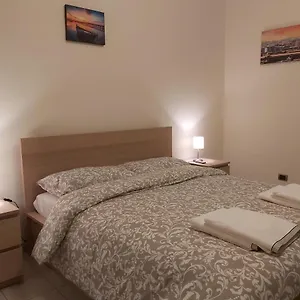 Coco Appartamento Aeroporto di Catania Fontana Rossa